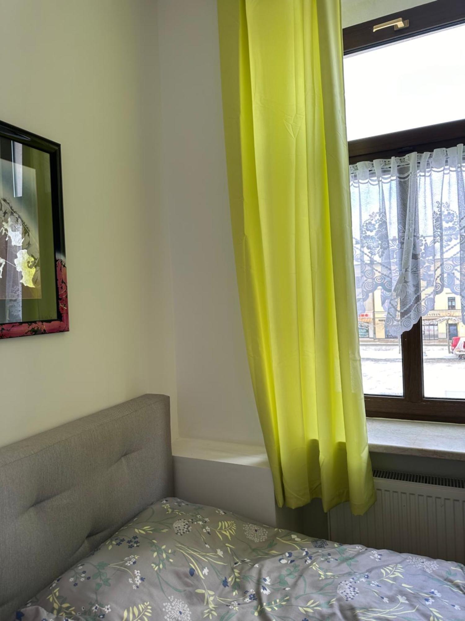 Kleinzimmer Am Markt Oelsnitz Exterior foto